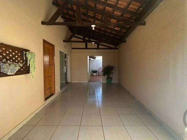 Casa 3 quartos e 2 banheiros, à venda, no bairro Jardim Alvorada em Cambé