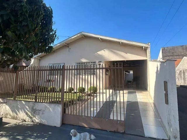 Casa 3 quartos e 2 banheiros, à venda, no bairro Jardim Alvorada em Cambé