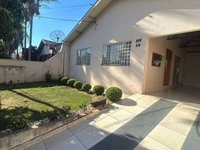 Casa 3 quartos e 2 banheiros, à venda, no bairro Jardim Alvorada em Cambé