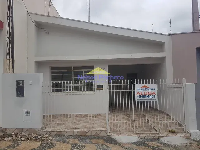 Casa com 149m², à venda, no bairro Centro em Capivari