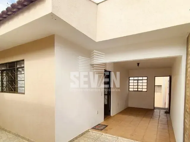 Casa com 180m² 2 quartos e 1 banheiro, à venda ou para alugar, no bairro Jardim América em Bauru