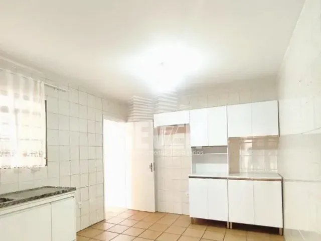 Casa com 180m² 2 quartos e 1 banheiro, à venda ou para alugar, no bairro Jardim América em Bauru