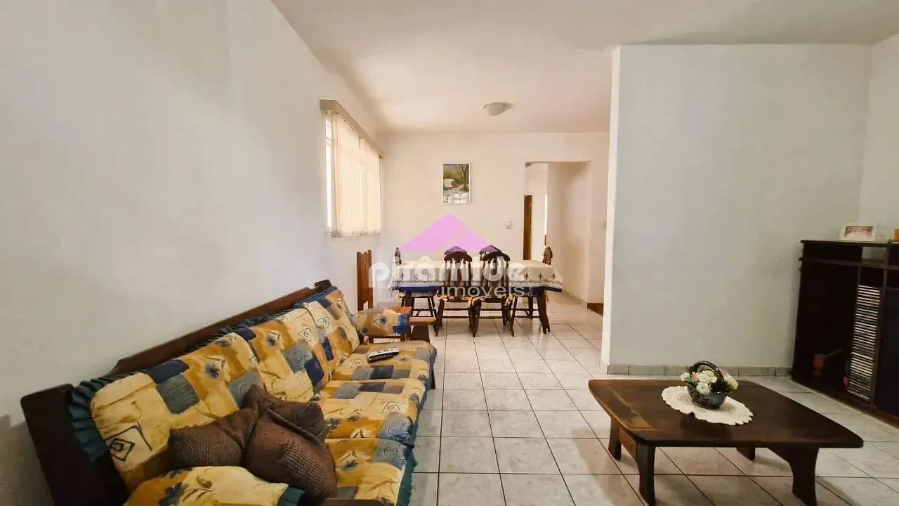 Casa, 3 quartos, 253 m² - Foto 3