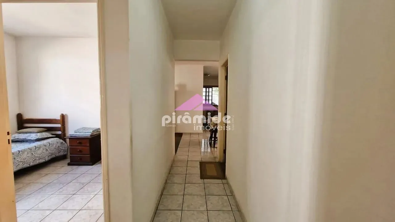 Casa, 3 quartos, 253 m² - Foto 20