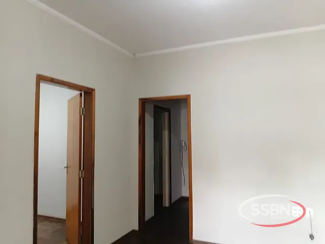 Casa 3 quartos e 1 banheiro, para alugar, no bairro Centro em Nova Odessa