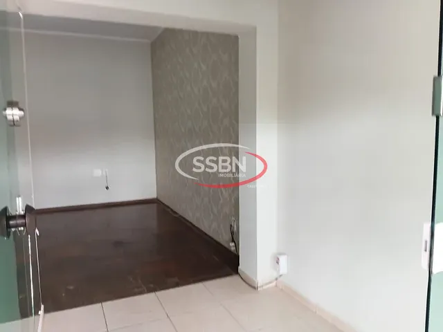 Casa 3 quartos e 1 banheiro, para alugar, no bairro Centro em Nova Odessa