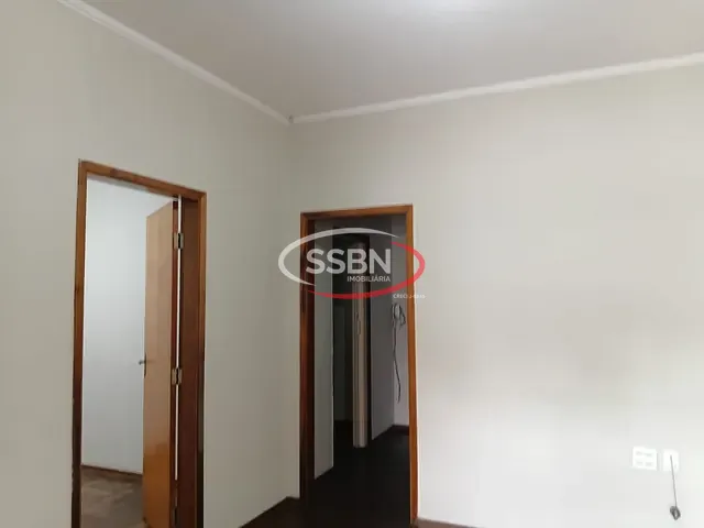 Casa 3 quartos e 1 banheiro, para alugar, no bairro Centro em Nova Odessa