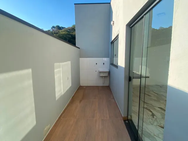 Casa 3 quartos e 1 banheiro, para alugar, no bairro Barreiro em Extrema