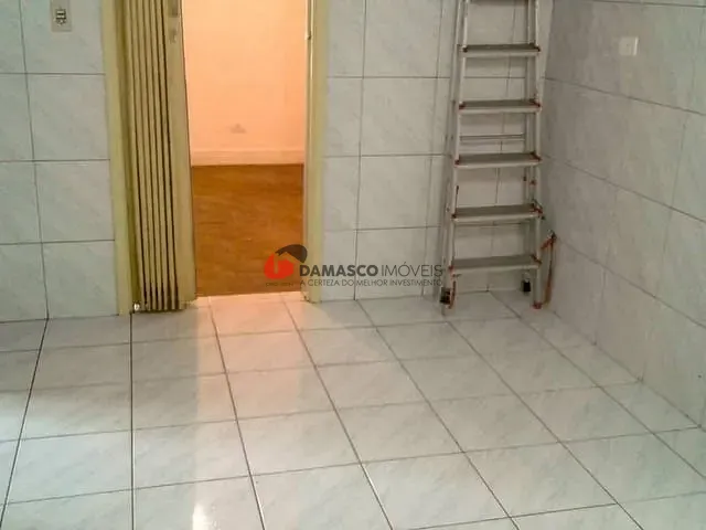 Casa 4 quartos e 2 banheiros, à venda, no bairro Cerâmica em São Caetano do Sul
