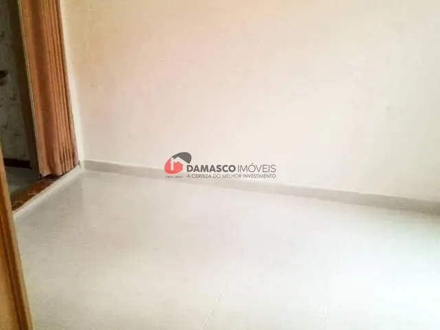 Casa 4 quartos e 2 banheiros, à venda, no bairro Cerâmica em São Caetano do Sul