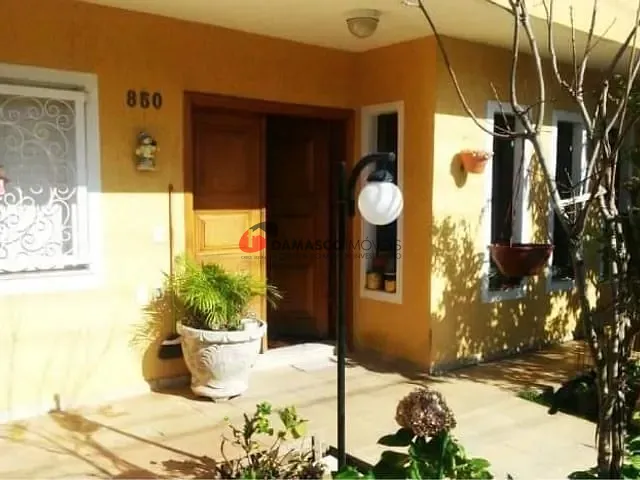 Casa com 220m² 3 quartos e 3 banheiros, para alugar, no bairro Jardim Sao Caetano em São Caetano do Sul