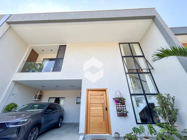 Casa com 180m² 4 quartos e 4 banheiros, à venda, no bairro Vargem Pequena em Rio de Janeiro