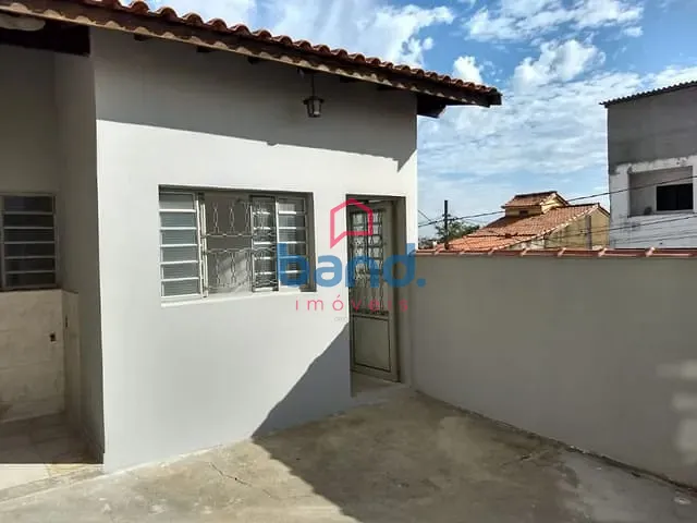 Casa com 150m² 2 quartos e 1 banheiro, para alugar, no bairro Cidade Jardim em Porto Feliz