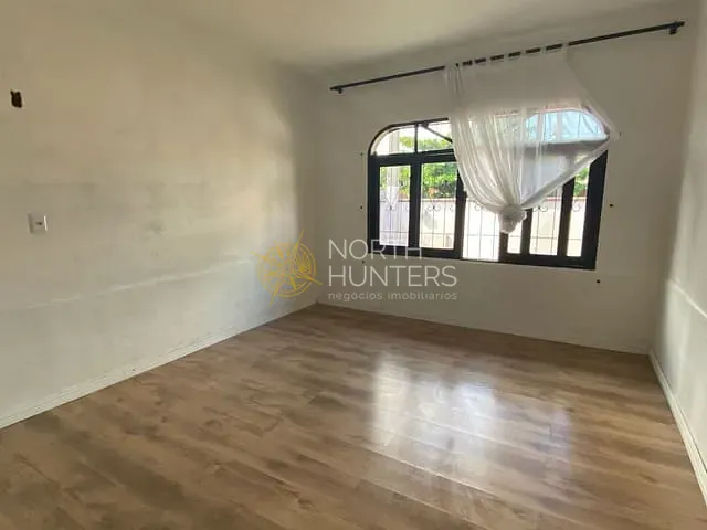 Casa com 154m² 3 quartos e 2 banheiros, à venda, no bairro Jardim Sofia em Joinville