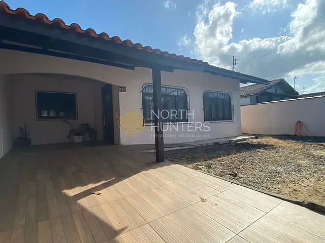 Casa com 154m² 3 quartos e 2 banheiros, à venda, no bairro Jardim Sofia em Joinville