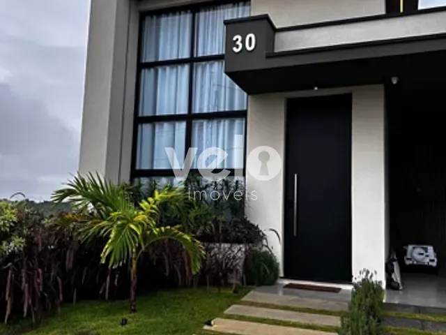 Casa 3 quartos e 3 banheiros, à venda ou para alugar, no bairro Vale dos Cristais em Taubaté