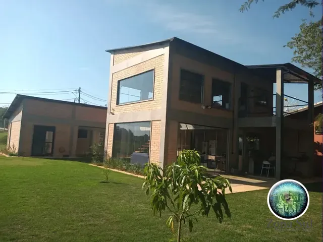 Casa com 1000m² 4 quartos e 2 banheiros, à venda, no bairro Floresta em Sarapuí