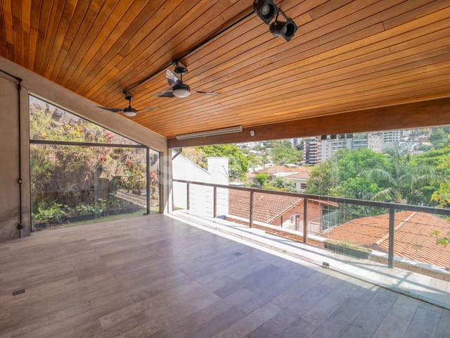Casa com 162m² 3 quartos e 3 banheiros, à venda ou para alugar, no bairro Vila Madalena em São Paulo