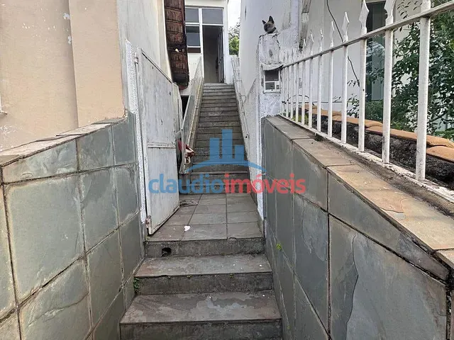 Casa 2 quartos e 1 banheiro, à venda, no bairro Rústico em Volta Redonda