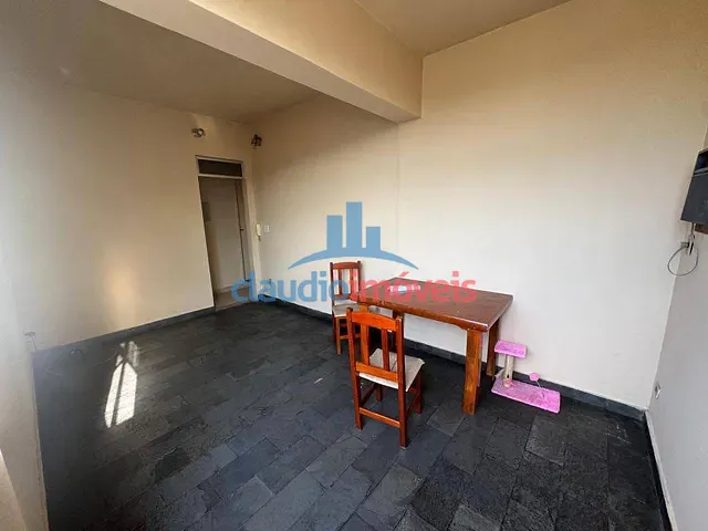 Casa 2 quartos e 1 banheiro, à venda, no bairro Rústico em Volta Redonda