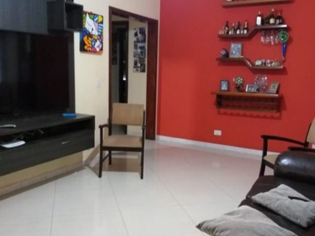 Casa com 176m² 3 quartos e 2 banheiros, à venda, no bairro Aliança em Osasco