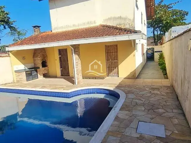 Casa com 400m² 6 quartos e 3 banheiros, à venda, no bairro Boraceia em Bertioga