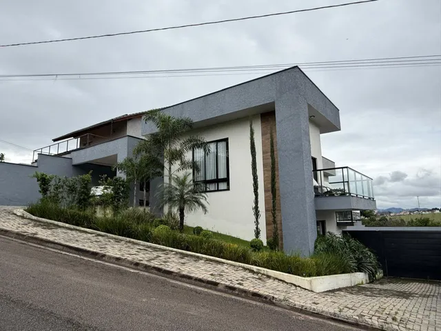 Casa com 511m² 5 quartos e 4 banheiros, à venda, no bairro Vista da Mantiqueira em Extrema