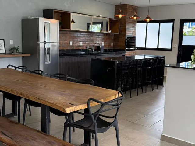 Casa com 511m² 5 quartos e 4 banheiros, à venda, no bairro Vista da Mantiqueira em Extrema