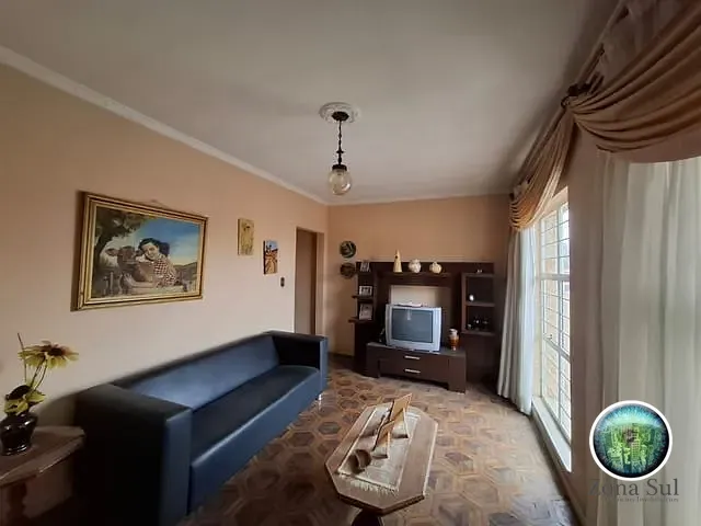 Casa com 262m² 3 quartos e 2 banheiros, à venda, no bairro Centro em Votorantim