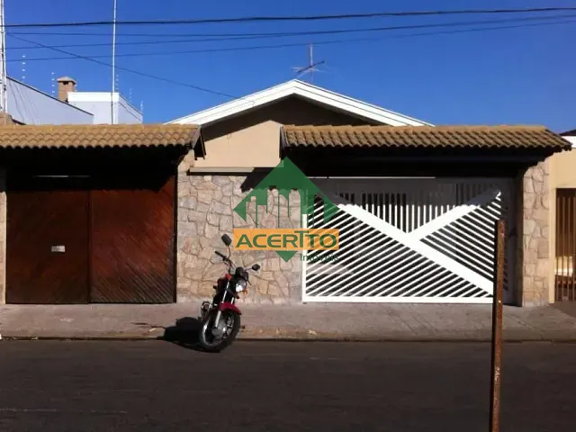 Casa com 300m² 3 quartos e 3 banheiros, à venda, no bairro Planalto em Araçatuba