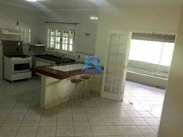 Casa com 1350m² 4 quartos e 4 banheiros, à venda, no bairro Parque da Fazenda em Itatiba