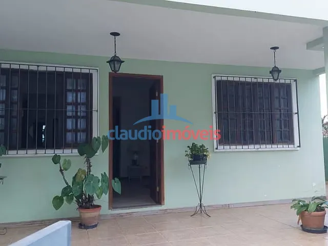Casa com 386m² 3 quartos e 3 banheiros, à venda, no bairro Santa Rosa em Barra Mansa