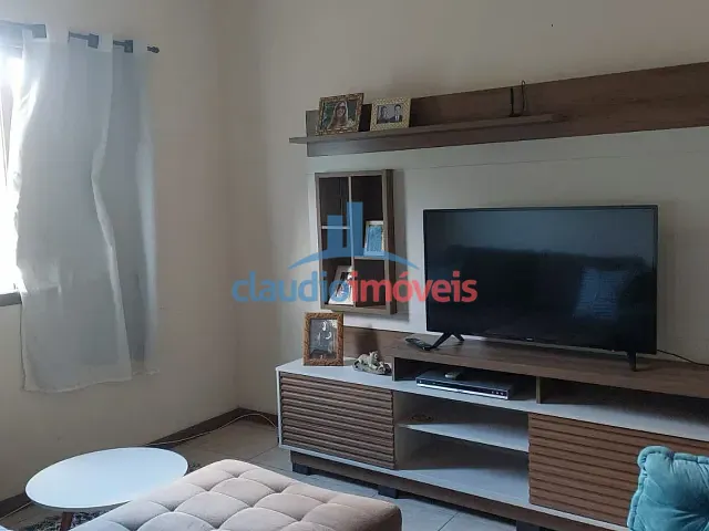 Casa com 386m² 3 quartos e 3 banheiros, à venda, no bairro Santa Rosa em Barra Mansa