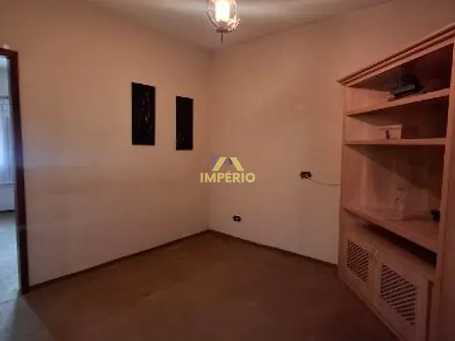 Casa 3 quartos e 3 banheiros, à venda, no bairro Vila Teixeira em Salto