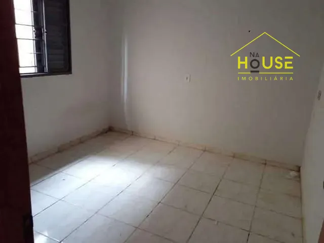 Casa com 183m² 2 quartos e 2 banheiros, à venda, no bairro São João Batista em Américo de Campos