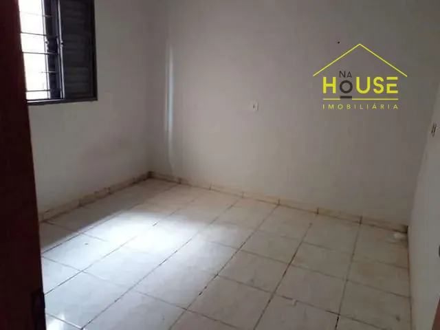 Casa com 183m² 2 quartos e 2 banheiros, à venda, no bairro São João Batista em Américo de Campos