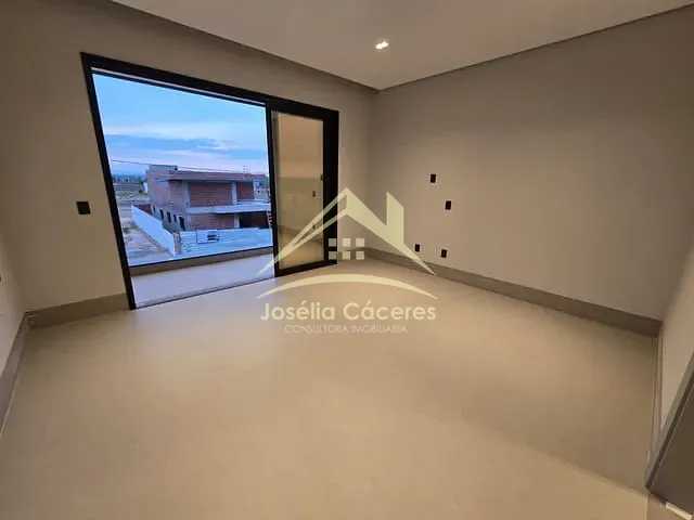 Casa com 410m² 3 quartos e 3 banheiros, à venda, no bairro Ribeirão do Lipa em Cuiabá