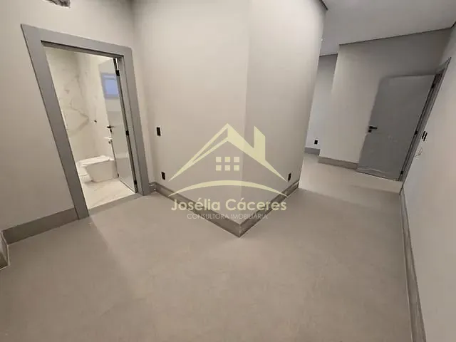 Casa com 410m² 3 quartos e 3 banheiros, à venda, no bairro Ribeirão do Lipa em Cuiabá