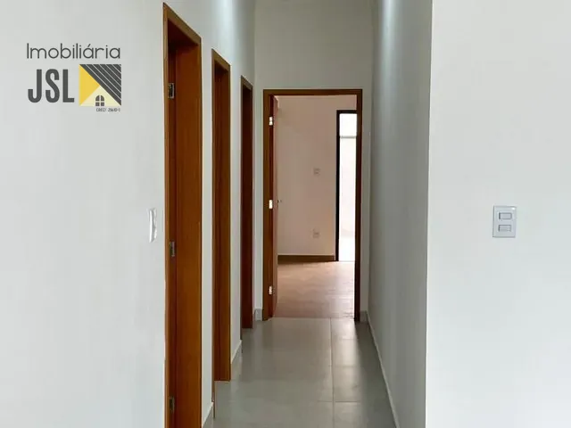 Casa com 300m² 3 quartos e 2 banheiros, à venda, no bairro Condomínio Terras do Vale em Caçapava