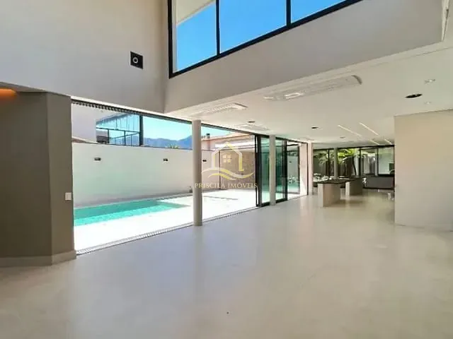 Casa com 588m² 3 quartos e 5 banheiros, à venda, no bairro Morada da Praia em Bertioga