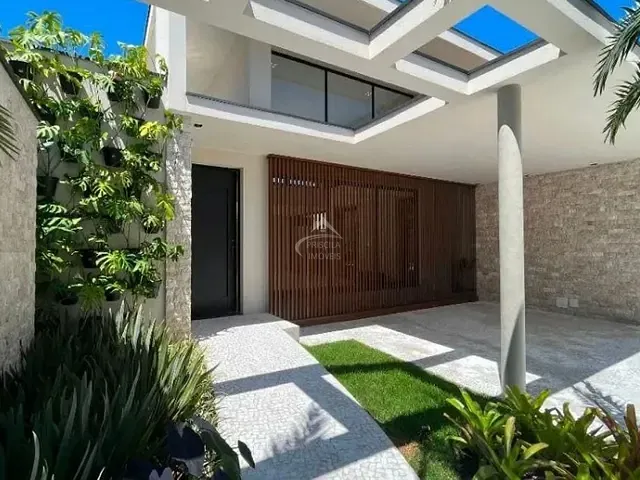 Casa com 588m² 3 quartos e 5 banheiros, à venda, no bairro Morada da Praia em Bertioga