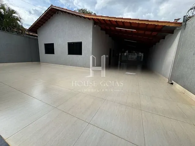 Casa 3 quartos e 2 banheiros, à venda, no bairro Mansões Paraíso em Aparecida de Goiânia