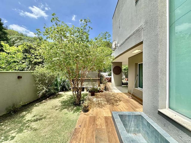 Casa com 572m² 5 quartos e 6 banheiros, à venda, no bairro Jardim do Golf I em Jandira