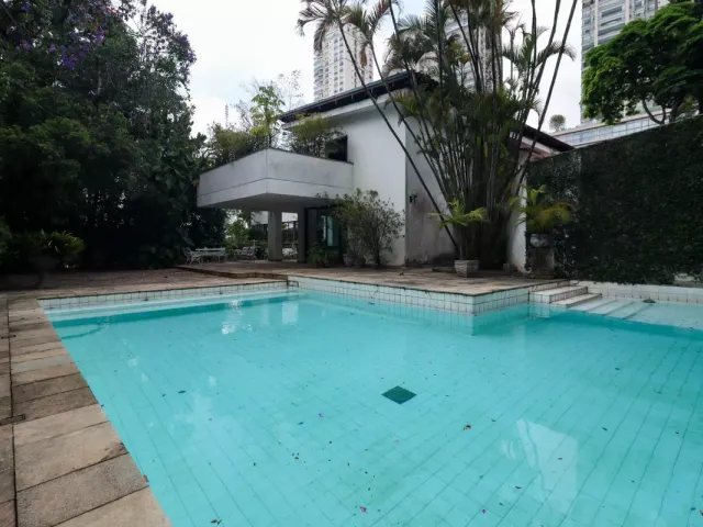 Casa 6 quartos e 6 banheiros, à venda, no bairro Cidade Jardim em São Paulo