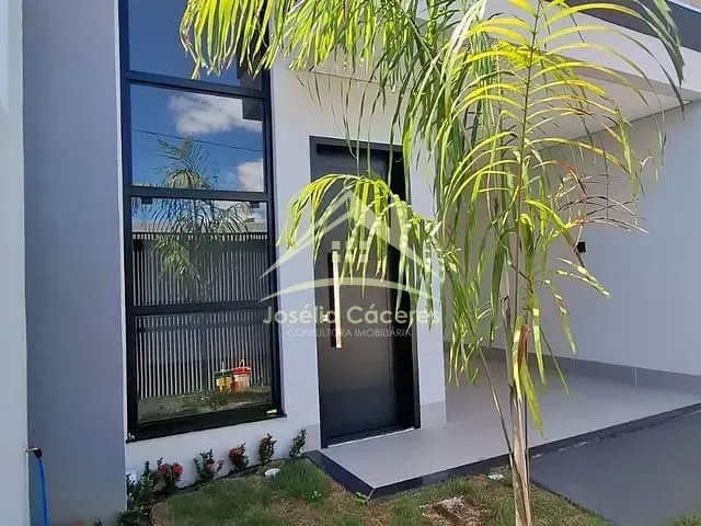 Casa com 180m² 3 quartos e 2 banheiros, à venda, no bairro Jardim Universitário em Cuiabá