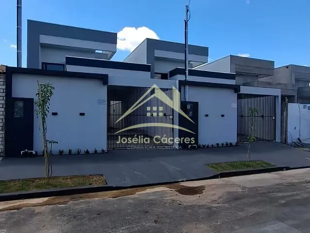 Casa com 180m² 3 quartos e 2 banheiros, à venda, no bairro Jardim Universitário em Cuiabá