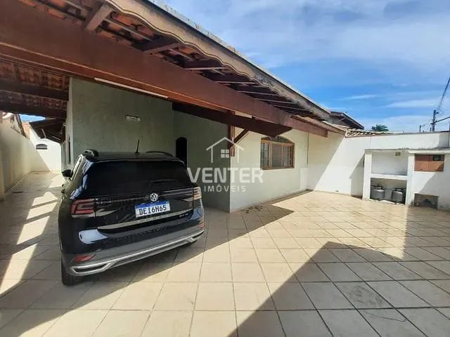 Casa com 250m² 3 quartos e 3 banheiros, à venda, no bairro Loteamento Residencial Santa Izabel em Tremembé
