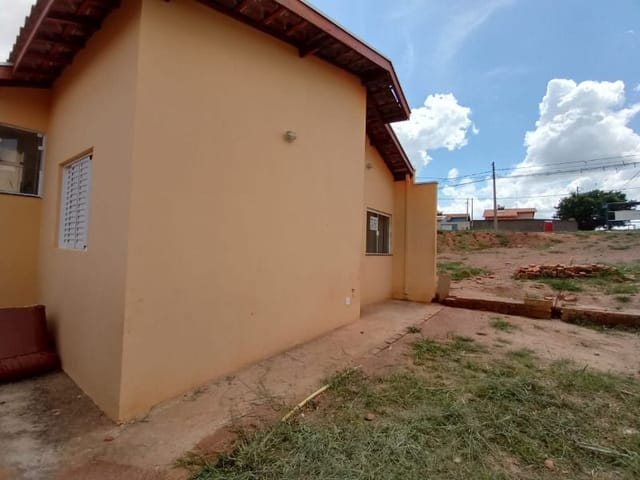 Casa com 223m², à venda, no bairro Jardim das Tulipas em São João da Boa Vista