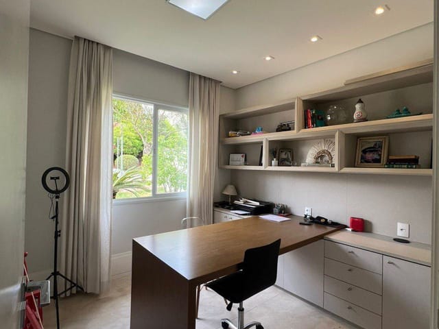 Casa com 474m² 5 quartos e 7 banheiros, à venda, no bairro Alphaville em Santana de Parnaíba