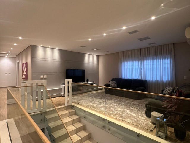 Casa com 474m² 5 quartos e 7 banheiros, à venda, no bairro Alphaville em Santana de Parnaíba